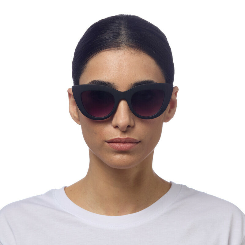 Claudia Big Cat Eye