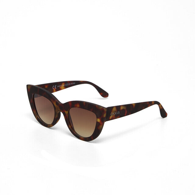 Claudia Big Cat Eye